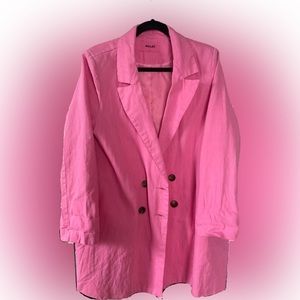 ROLLA’S jacket (purchased from DOLLSKILL). Made with a cotton and linen blend.